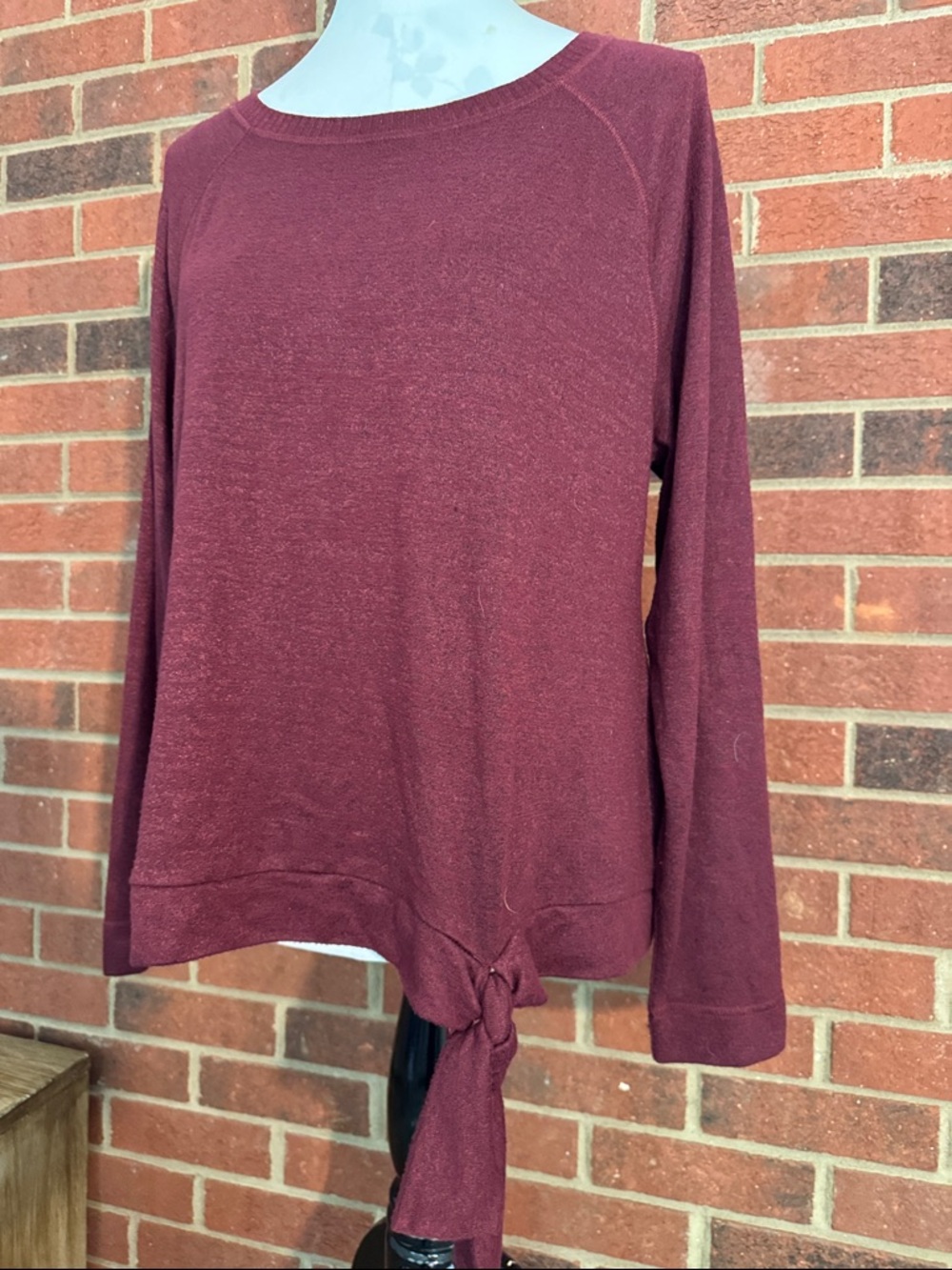 Chico’s Zenergy Dolman Sleeve Knit Burgundy Tie Waist Boat Neck - Picture 2 of 6